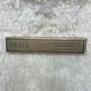 Stila Stay All Day Waterproof liquid eyeliner (0.5 ml)